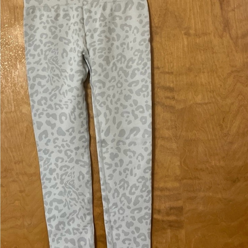 New, Warm, Soft Leopard Print  Leggings